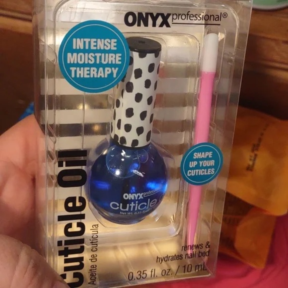 Onyx Professional Cuticle Oil with Blue Bottle